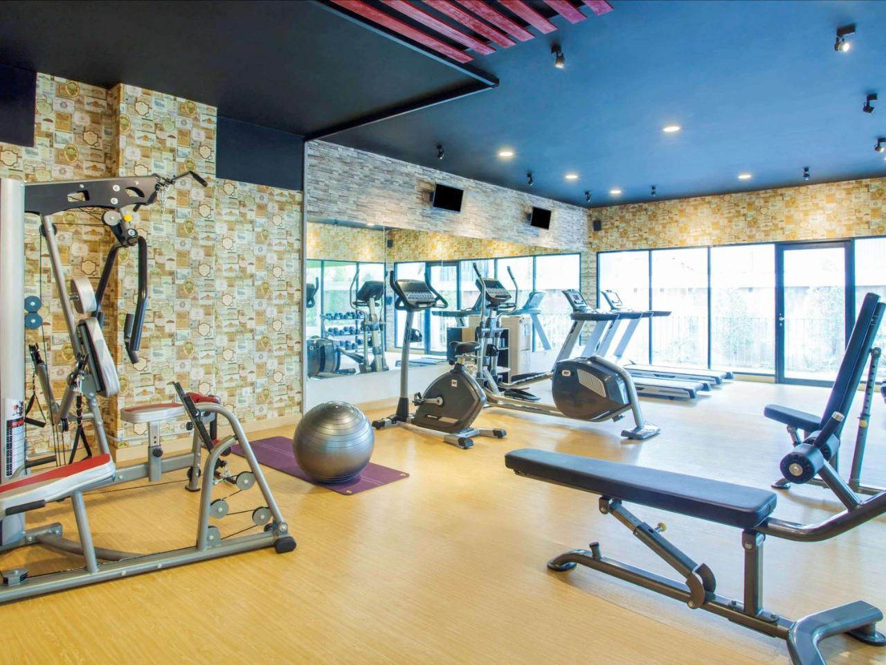 Ibis Budget Jakarta Daan Mogot Екстер'єр фото